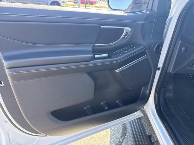 Used 2025 Ford Expedition Platinum w/ Stealth Performance Package image 24