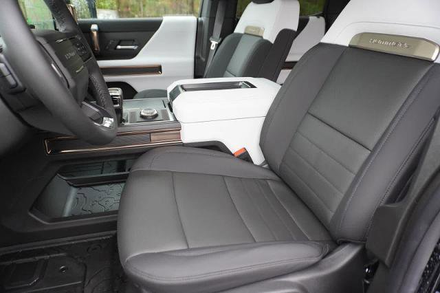 New 2025 GMC Hummer EV 3X image 17