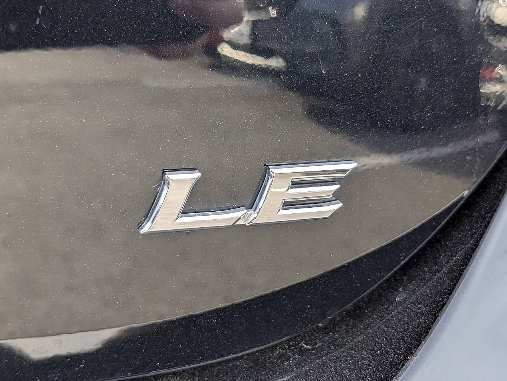 Used 2018 Toyota Camry LE w/ Audio Package FWD image 6