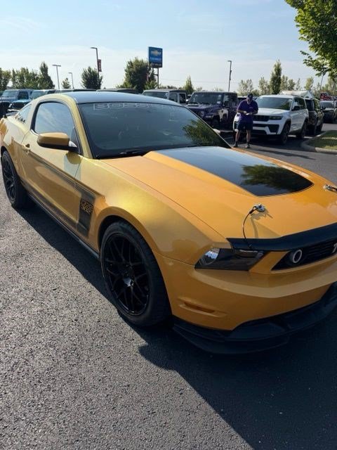 Used 2012 Ford Mustang Boss 302 w/ Boss 302 Accessory Pkg RWD image 16