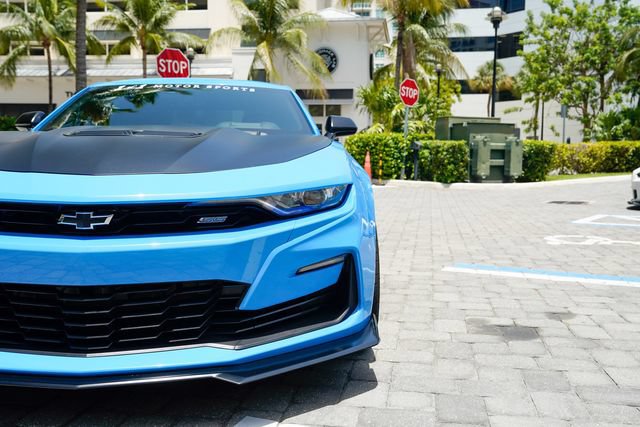 Used 2022 Chevrolet Camaro SS RWD image 8