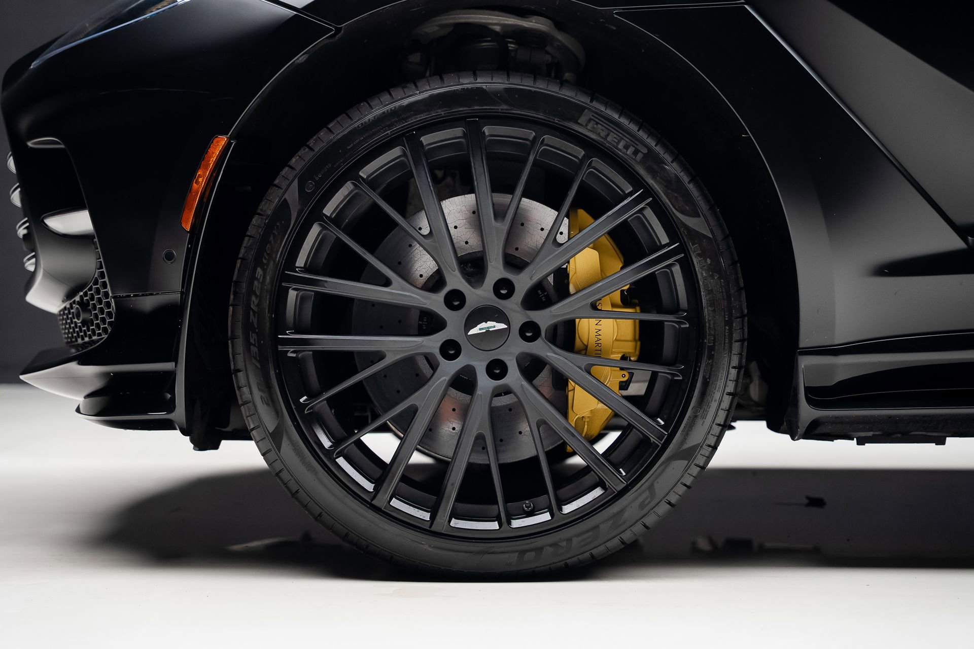Used 2023 Aston Martin DBX 707 image 19