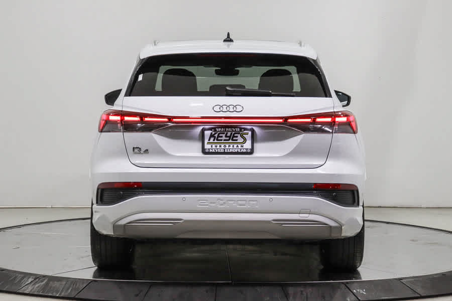 Used 2023 Audi Q4 e-tron Premium w/ Convenience Package RWD image 5