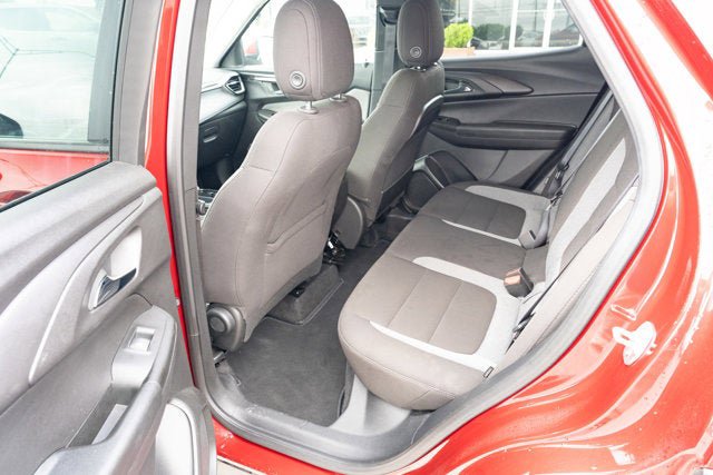 Used 2025 Chevrolet TrailBlazer LT FWD image 26