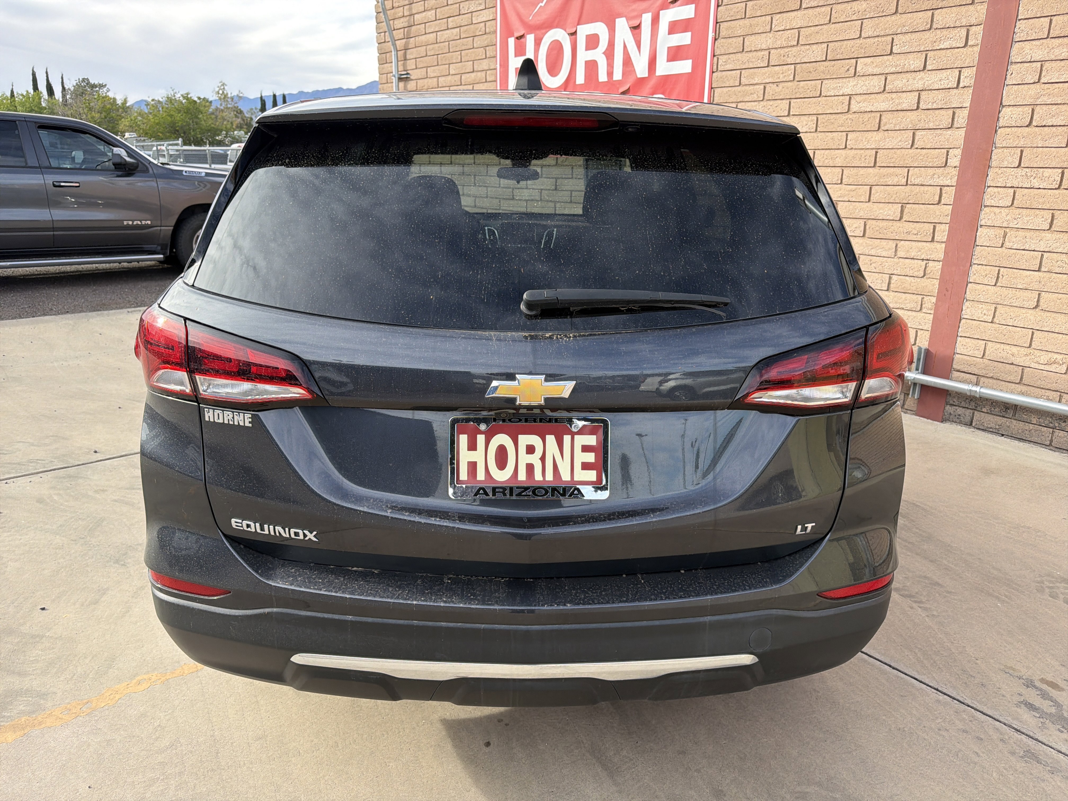 Used 2023 Chevrolet Equinox LT image 4