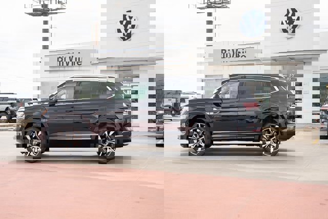 New 2026 Volkswagen Atlas SEL Premium R-Line image 3