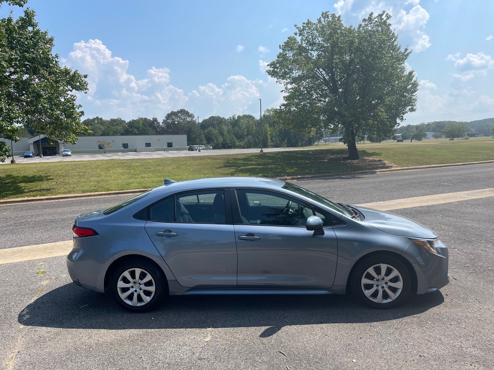 Used 2023 Toyota Corolla LE image 6