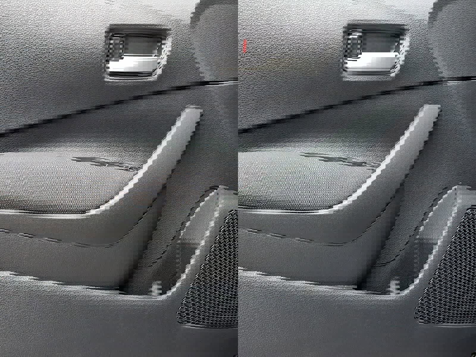 New 2026 Toyota Corolla SE FWD image 9