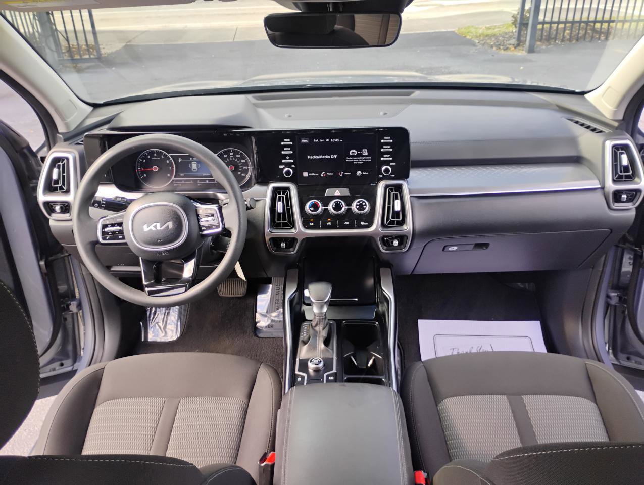 Used 2023 Kia Sorento LX FWD image 15
