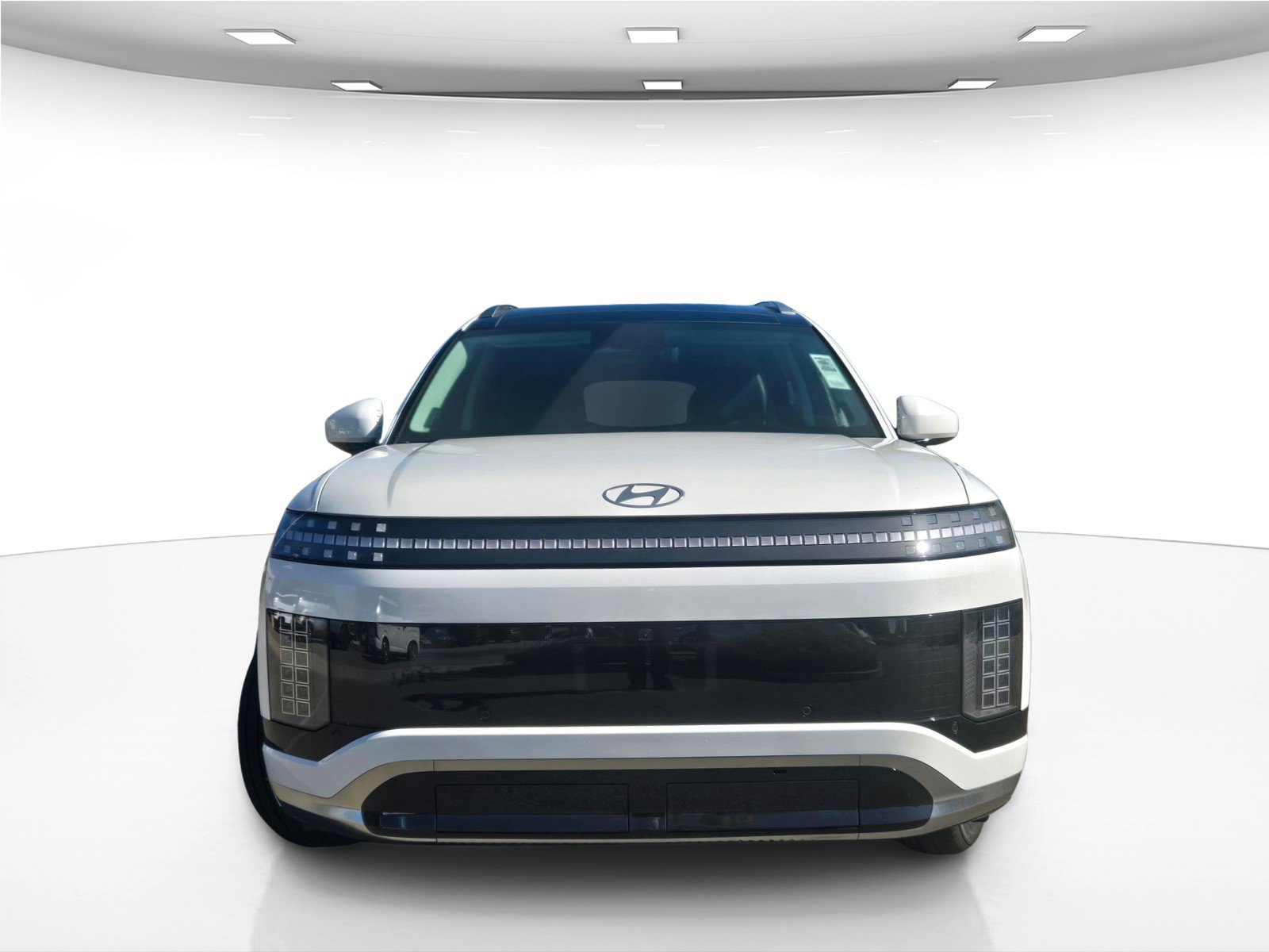 New 2026 Hyundai Ioniq 9 Calligraphy image 2
