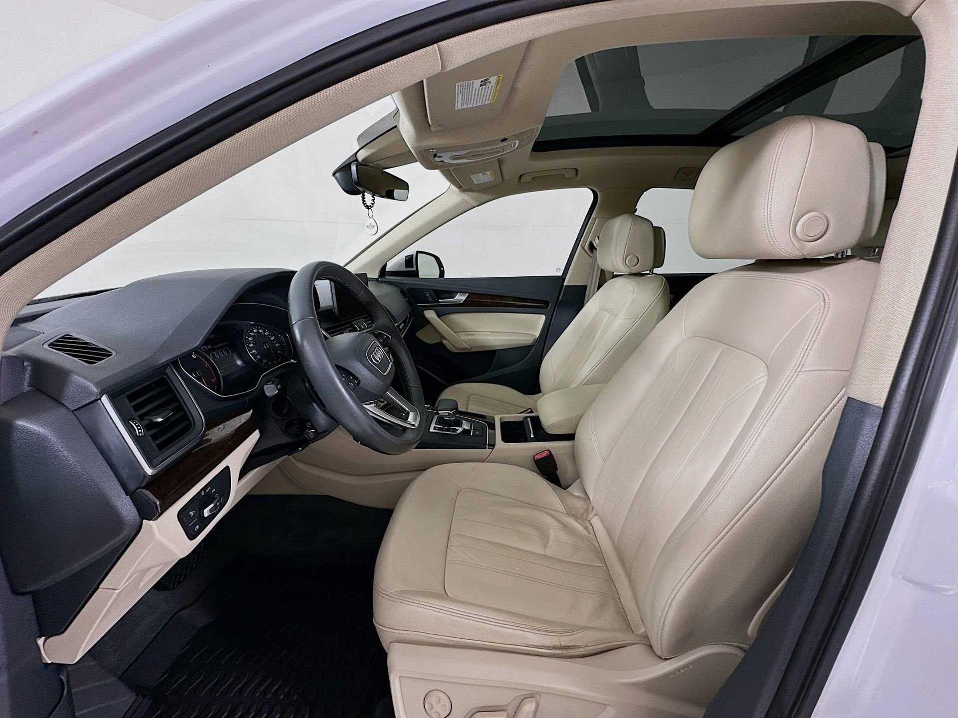 Used 2019 Audi Q5 2.0T Premium image 22