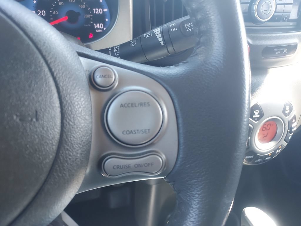 Used 2014 Nissan Cube 1.8 SL w/ Interior Designer Package FWD image 18