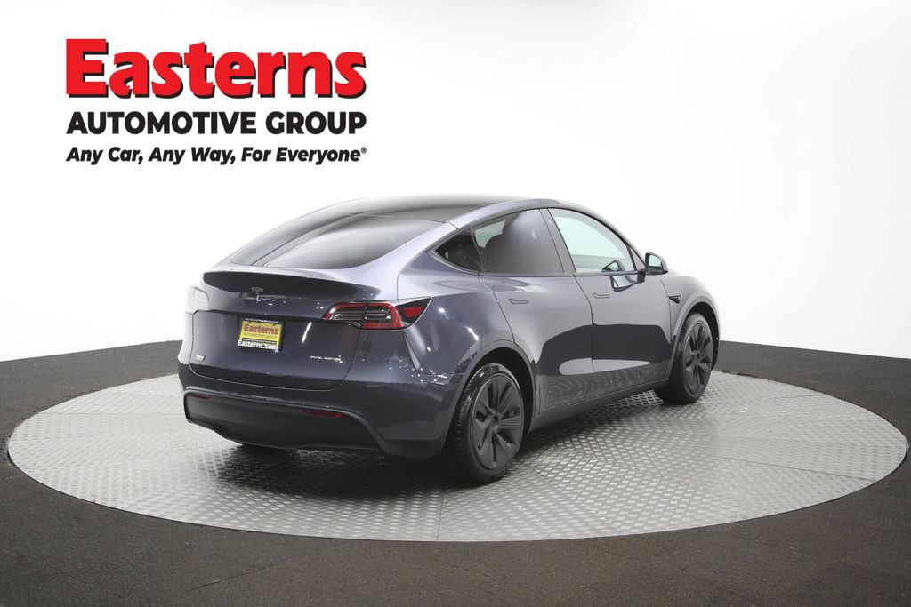Used 2022 Tesla Model Y Long Range AWD/4WD image 35