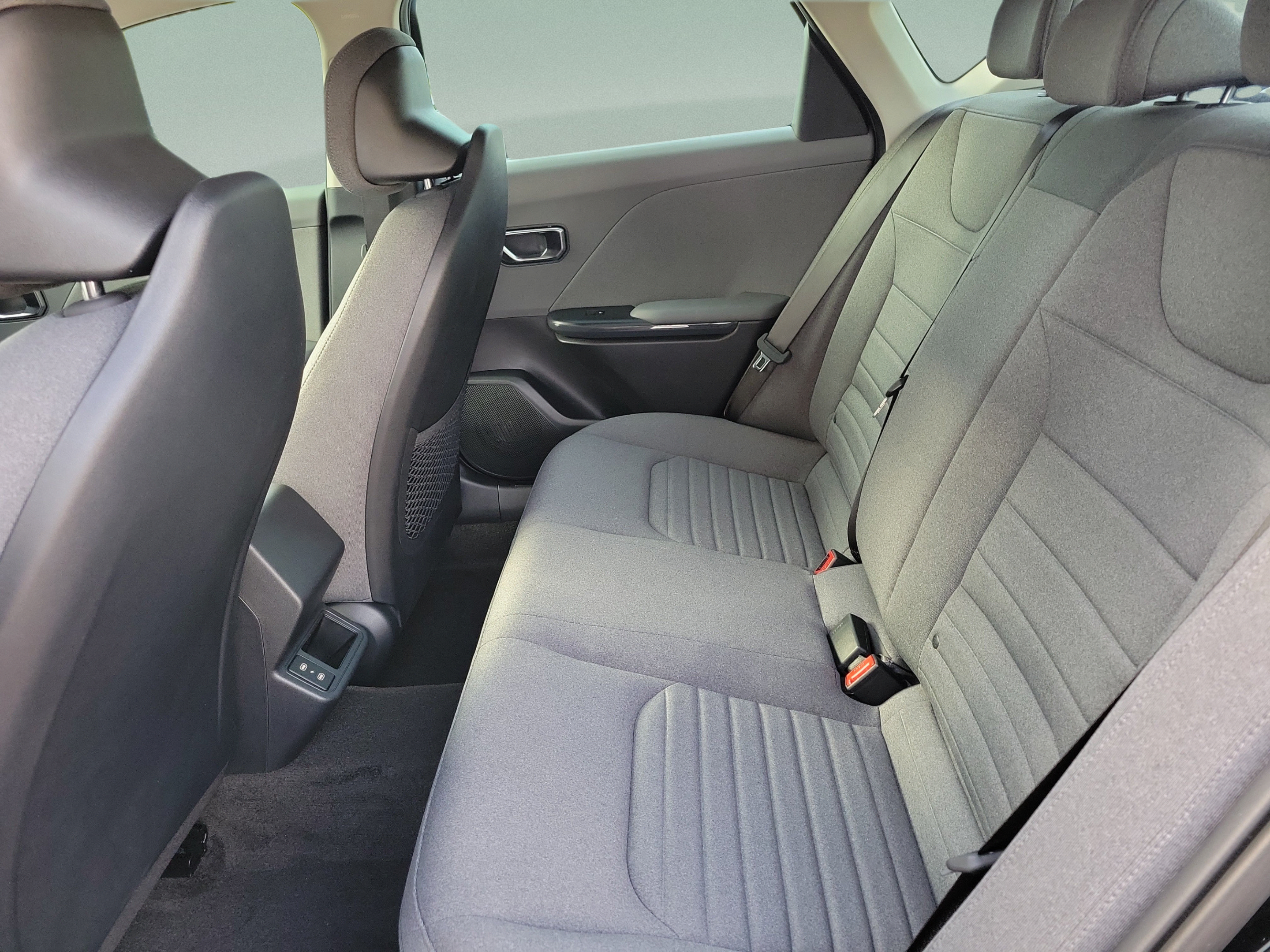 Certified 2025 Kia K4 EX FWD image 10