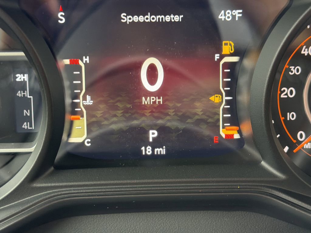 New 2026 Jeep Gladiator Sahara image 32