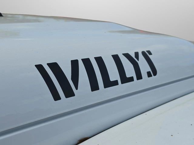 Certified 2023 Jeep Gladiator Willys image 40