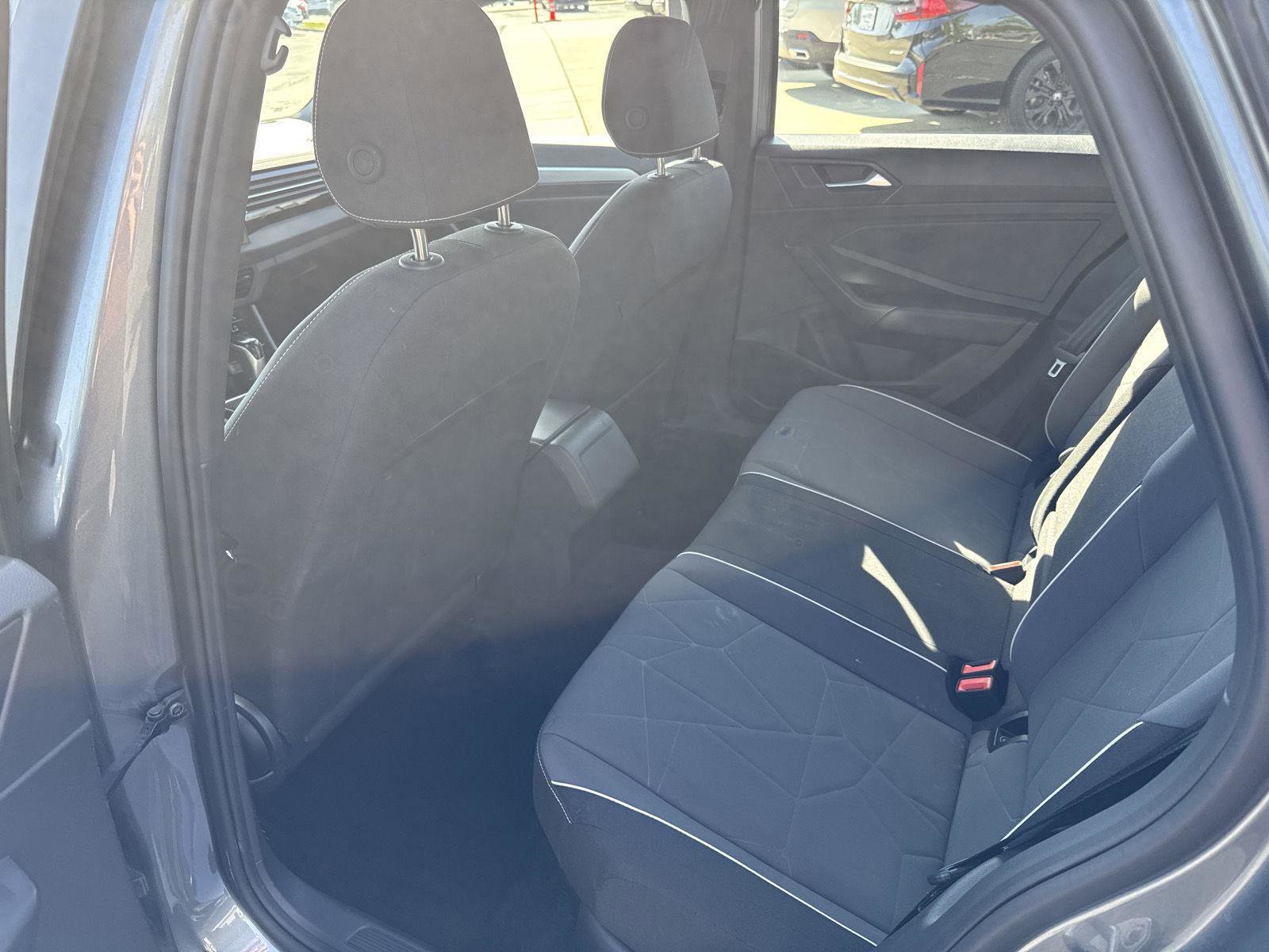 Used 2025 Volkswagen Jetta Sport FWD image 16