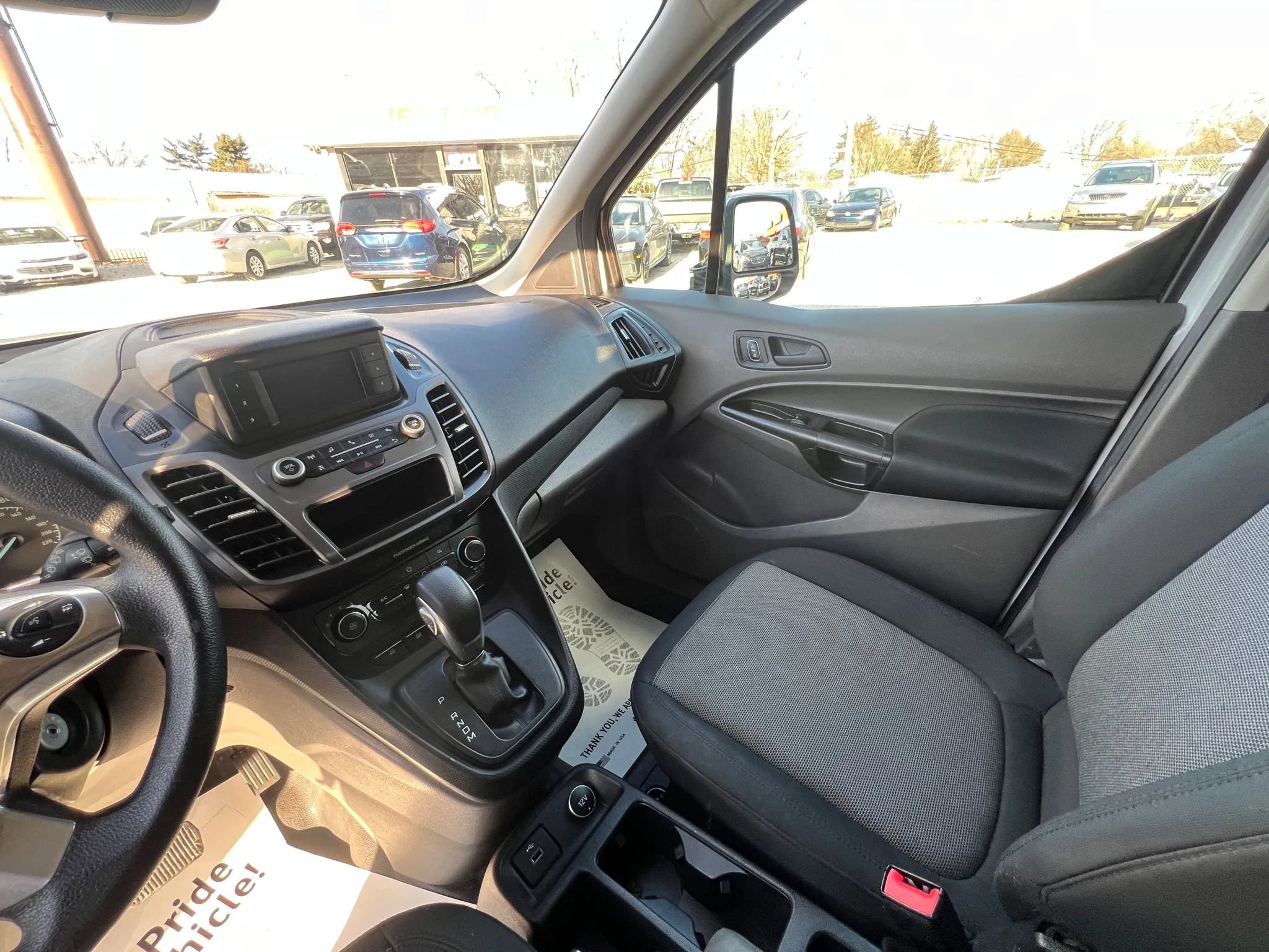 Used 2019 Ford Transit Connect XL image 11