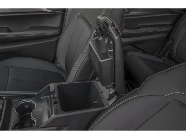 Used 2025 Jeep Grand Cherokee L Altitude AWD/4WD image 17