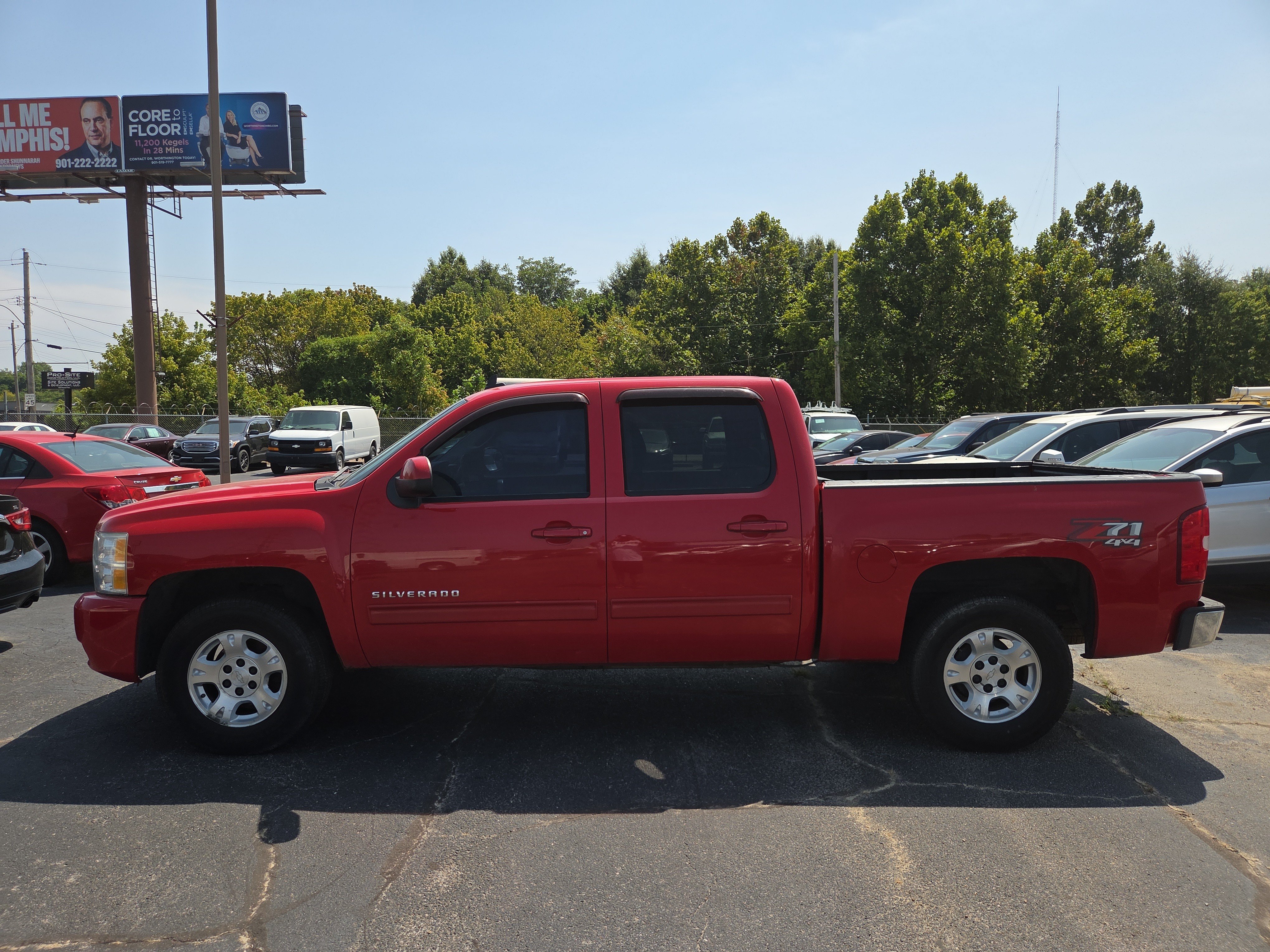 Used 2013 Chevrolet Silverado 1500 LT w/ All-Star Edition AWD/4WD image 2