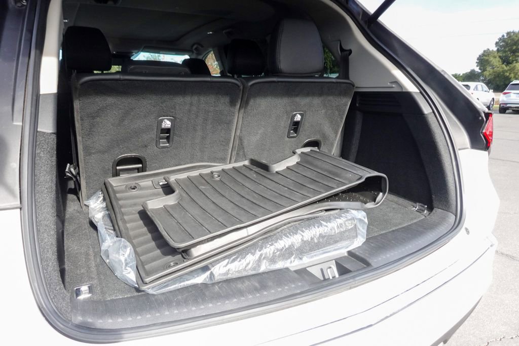 Certified 2025 Acura MDX SH-AWD image 30