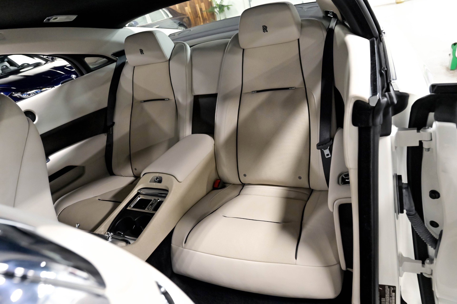 Used 2014 Rolls-Royce Wraith RWD image 11
