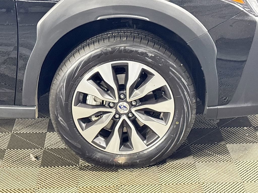 Certified 2025 Subaru Outback Limited AWD/4WD image 25