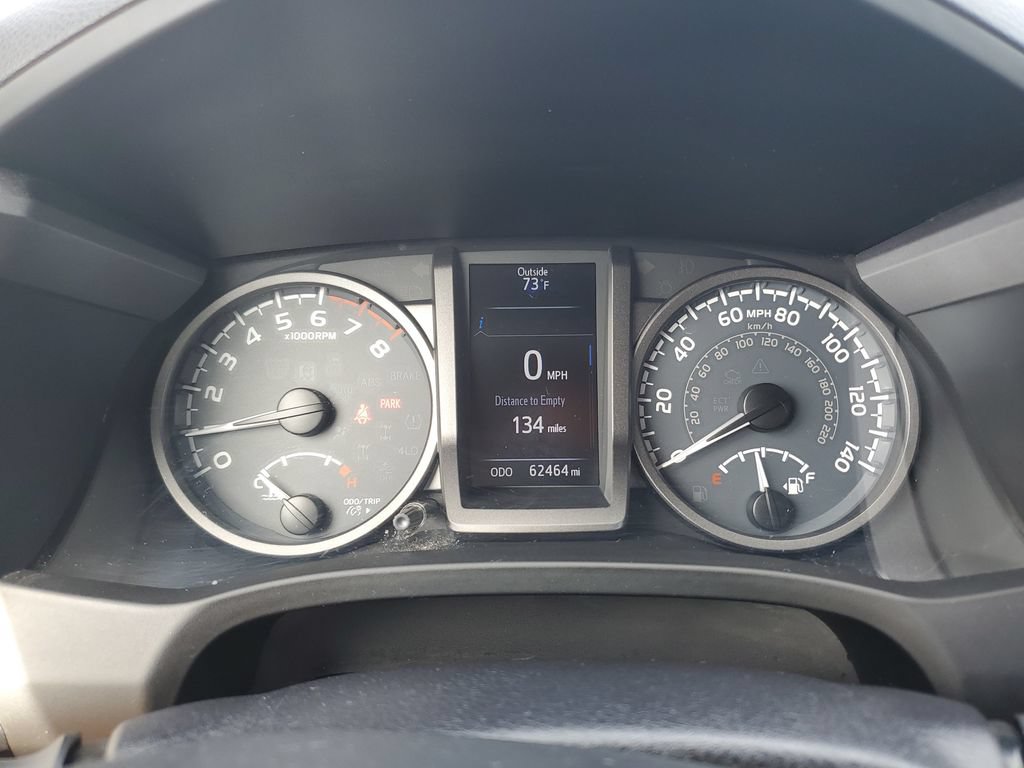 Used 2018 Toyota Tacoma TRD Sport AWD/4WD image 24