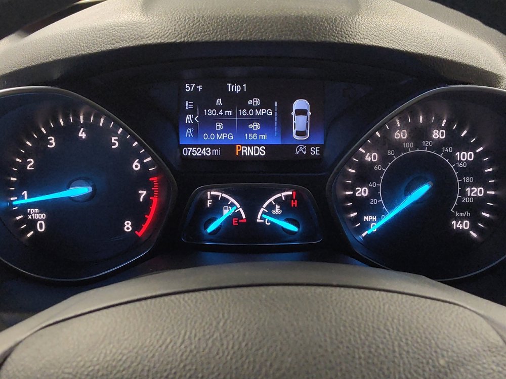 Used 2017 Ford Escape Titanium image 23