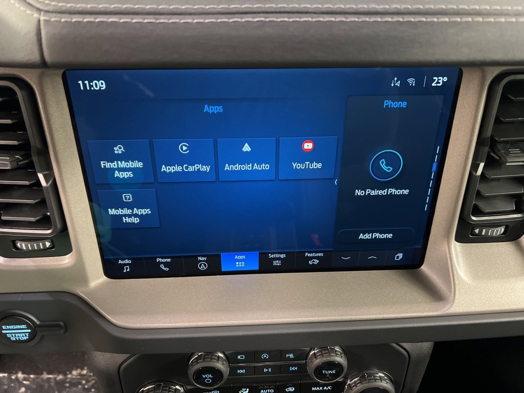 New 2025 Ford Bronco Outer Banks image 9