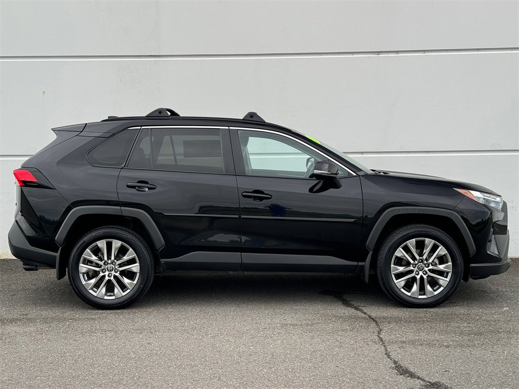 Certified 2022 Toyota RAV4 XLE Premium image 8