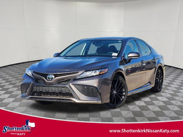 Used 2024 Toyota Camry XSE FWD image 1