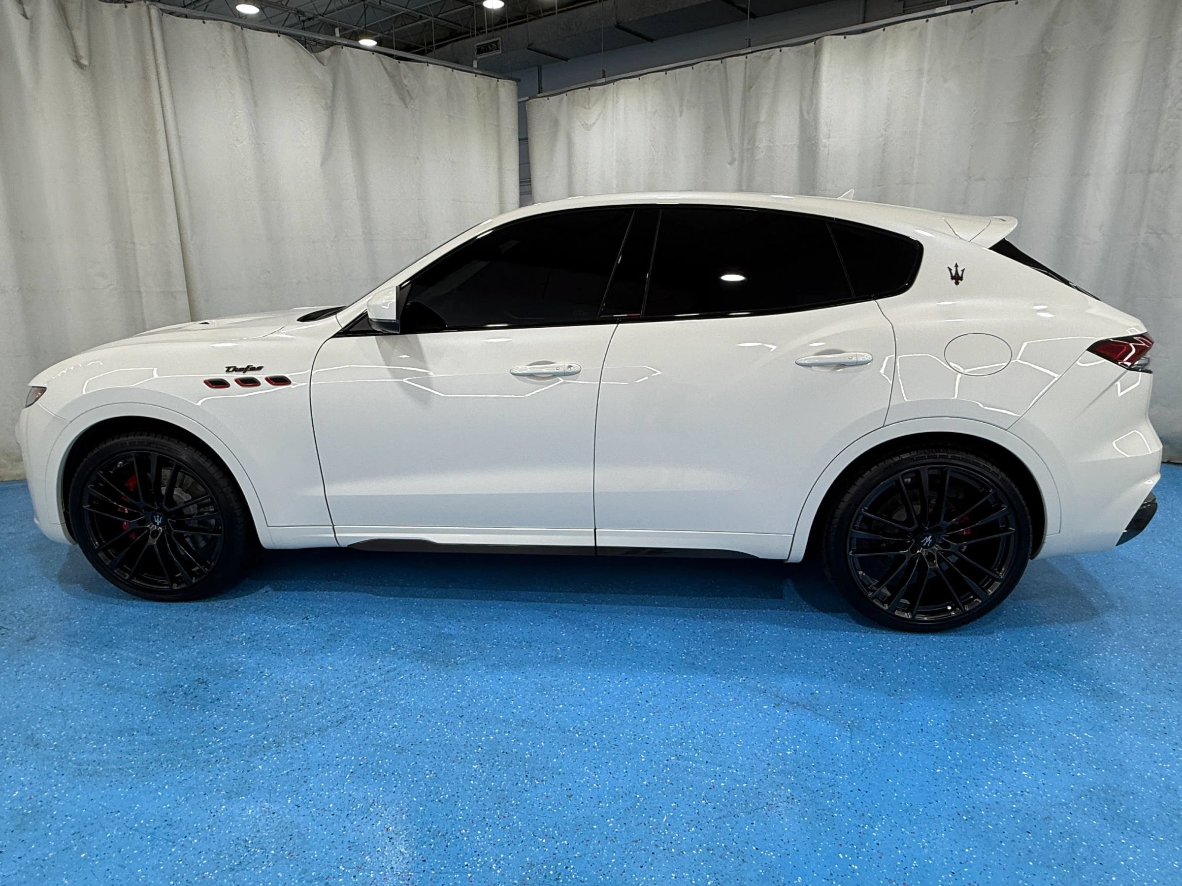 Used 2021 Maserati Levante Trofeo AWD/4WD image 74