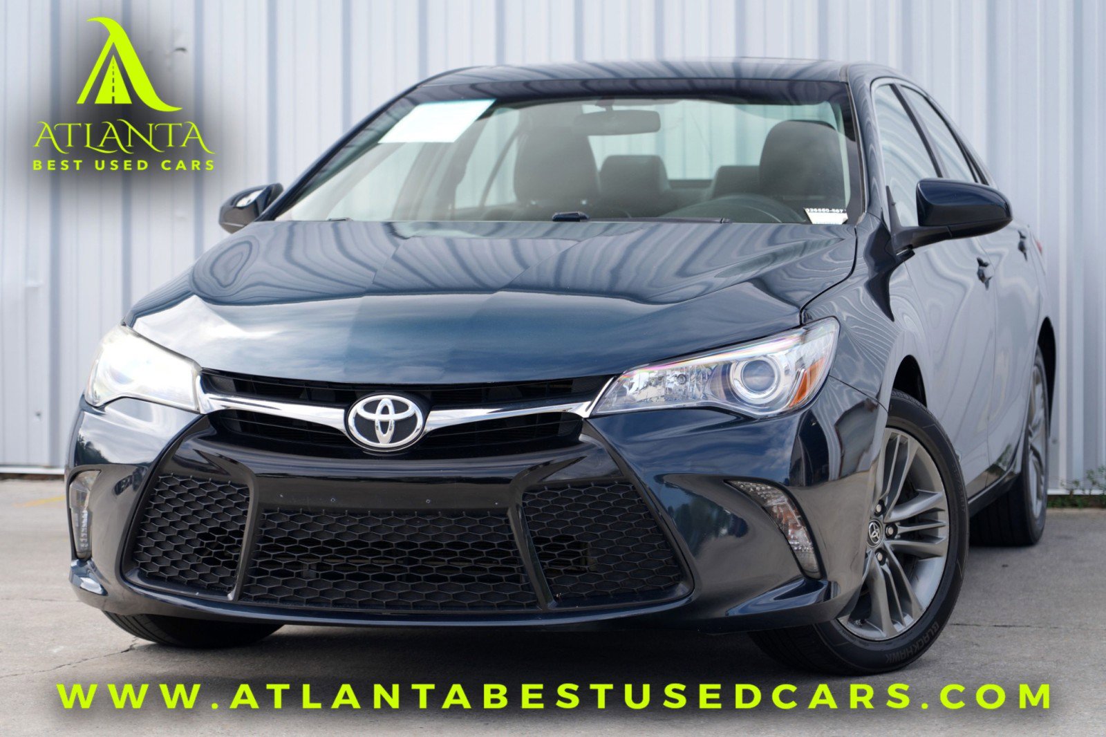 Used 2017 Toyota Camry SE