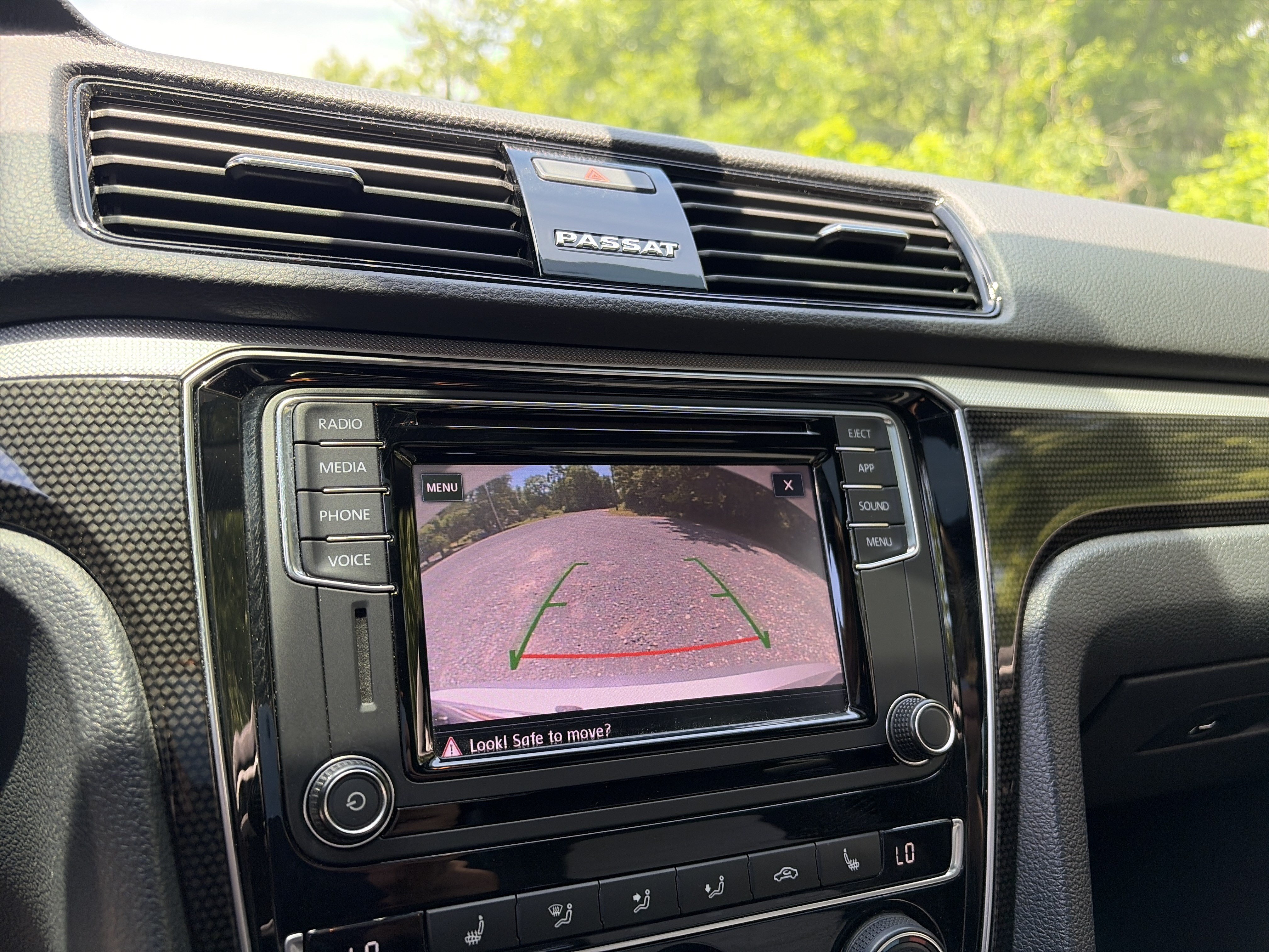 Used 2018 Volkswagen Passat 3.6 FWD image 36