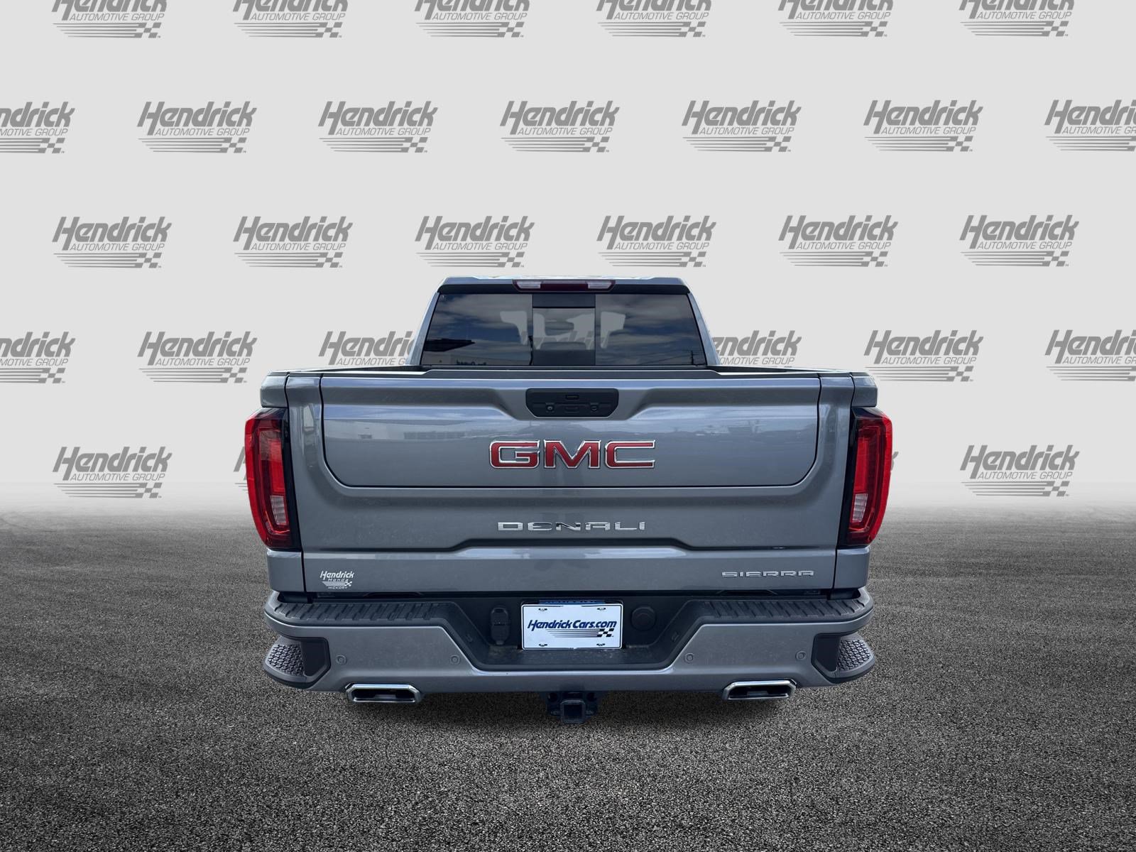 Used 2022 GMC Sierra 1500 Denali w/ Denali Premium Package AWD/4WD image 9