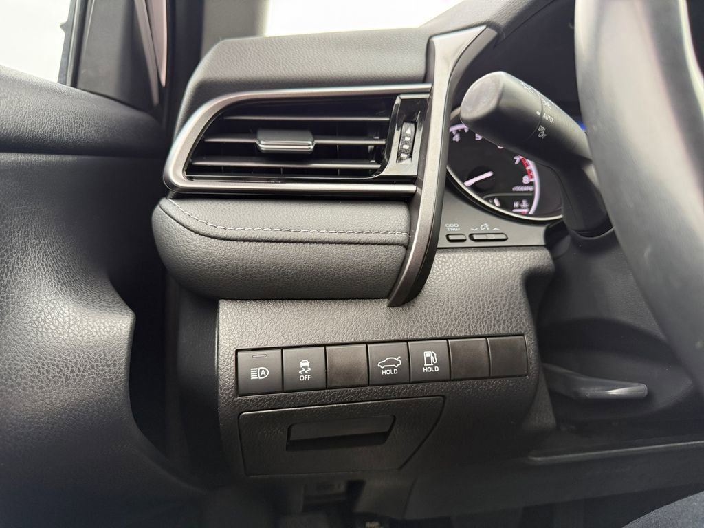 Used 2024 Toyota Camry SE image 22