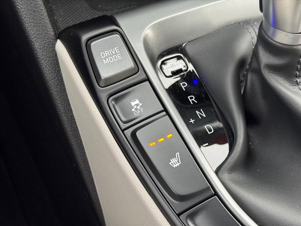 Used 2020 Hyundai Veloster Turbo Ultimate image 20