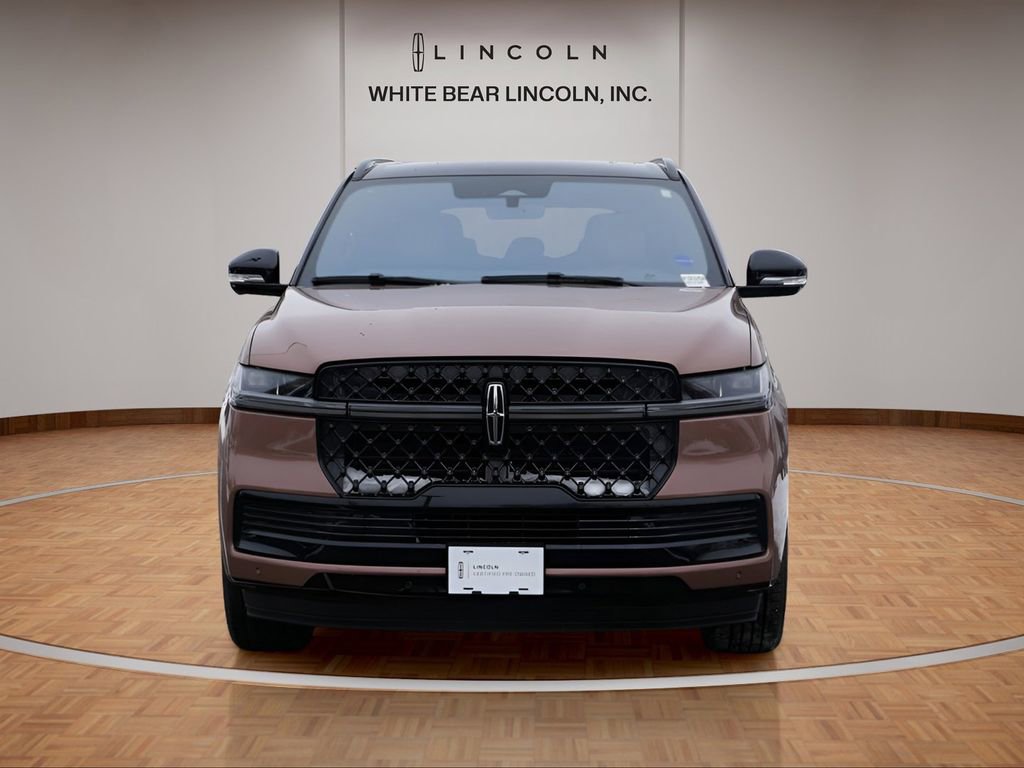 Certified 2025 Lincoln Navigator Black Label image 2