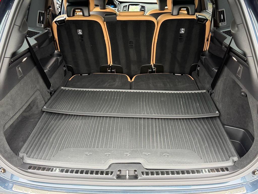 Certified 2024 Volvo XC90 B6 Ultimate w/ Protection Package AWD/4WD image 14