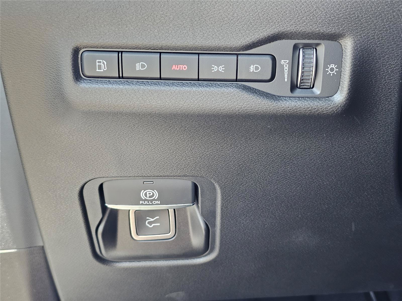 New 2026 Jeep Cherokee Laredo AWD/4WD image 19