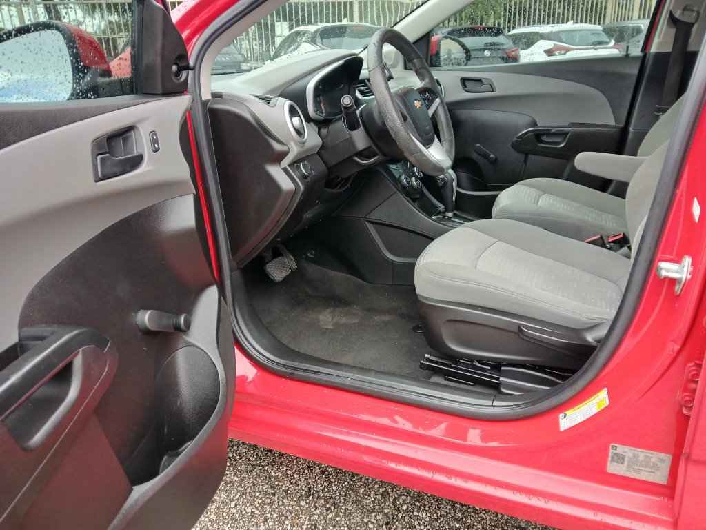 Used 2018 Chevrolet Sonic LS FWD image 9