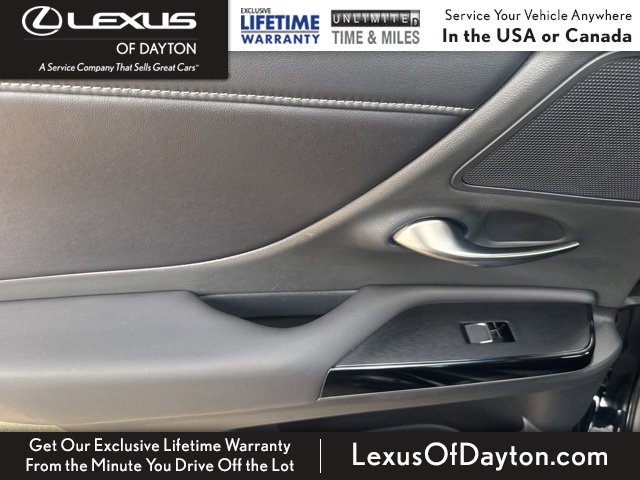 Used 2024 Lexus ES 350 w/ Premium Package image 29
