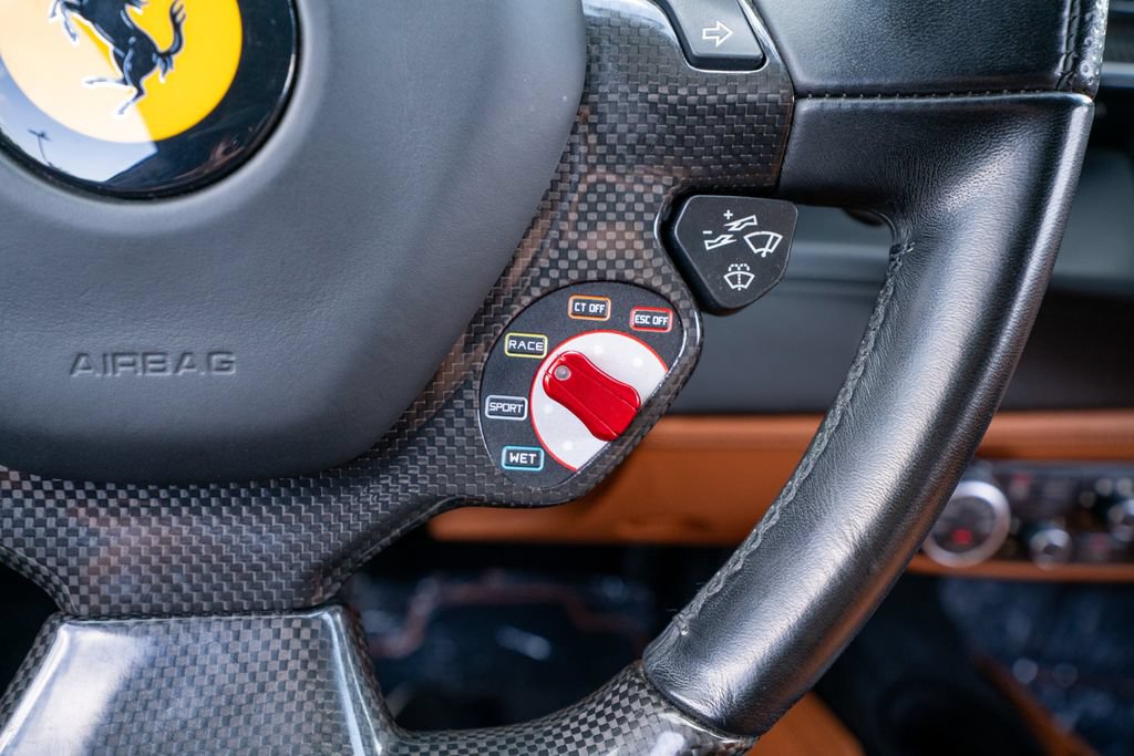 Used 2018 Ferrari 488 Spider RWD image 40