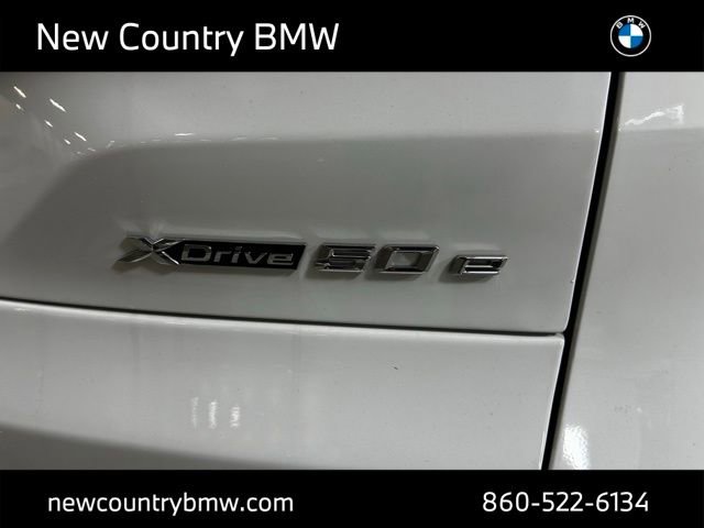 New 2026 BMW X5 xDrive50e w/ Climate Comfort Package image 11