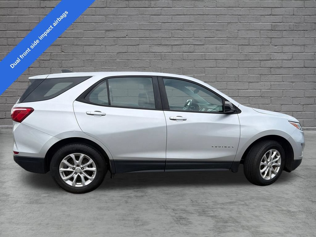 Used 2020 Chevrolet Equinox LS w/ LPO, Floor Liner Package FWD image 9