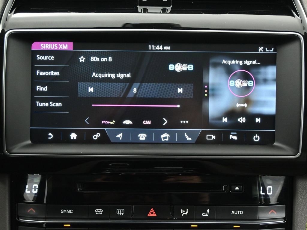 Used 2020 Jaguar F-PACE R-Sport image 31