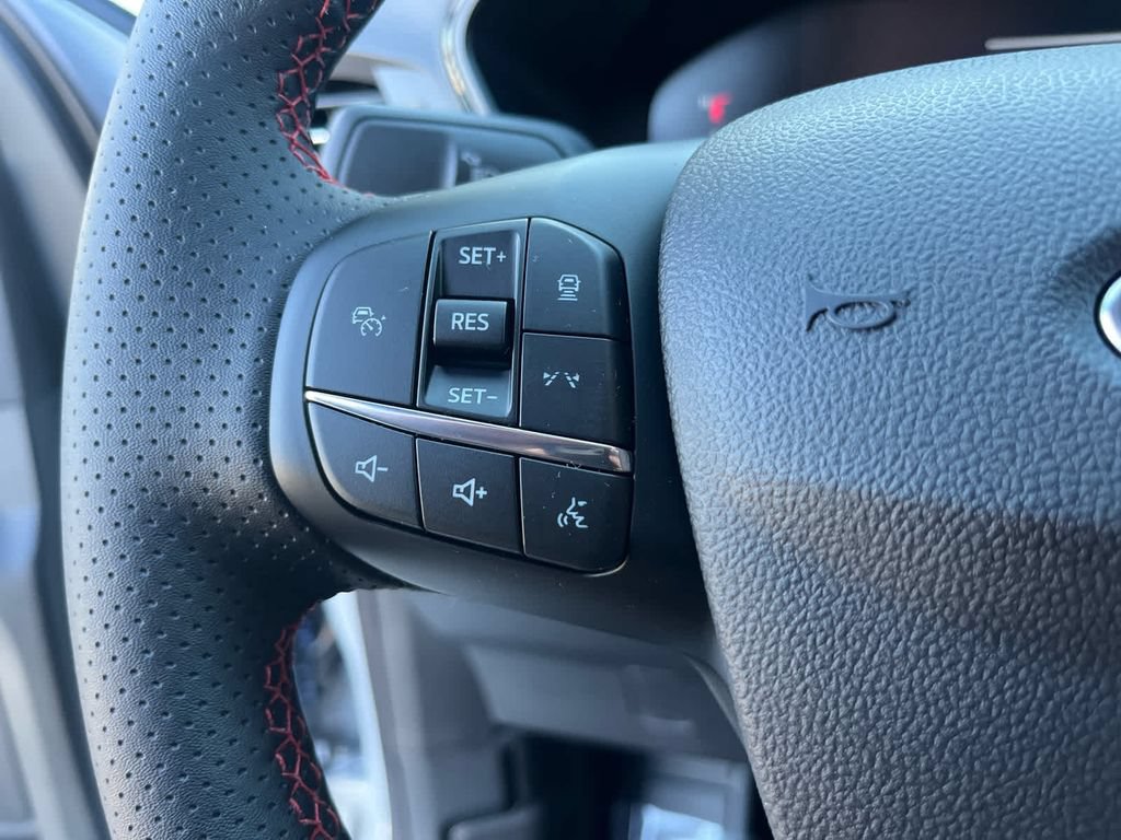 Used 2026 Ford Escape ST-Line Select w/ Tech Pack #1 AWD/4WD image 18