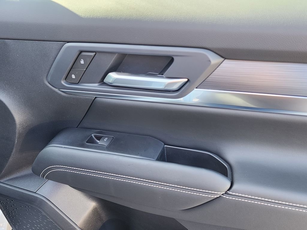 New 2026 GMC Terrain Elevation FWD image 36