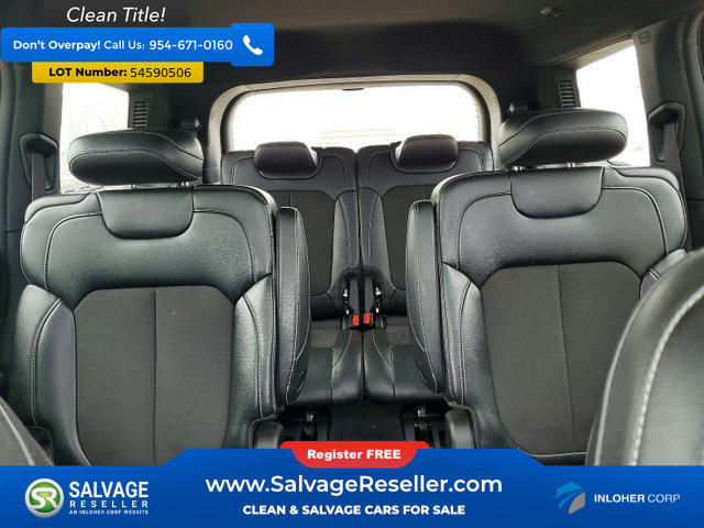 Used 2024 Jeep Grand Cherokee L Altitude AWD/4WD image 13